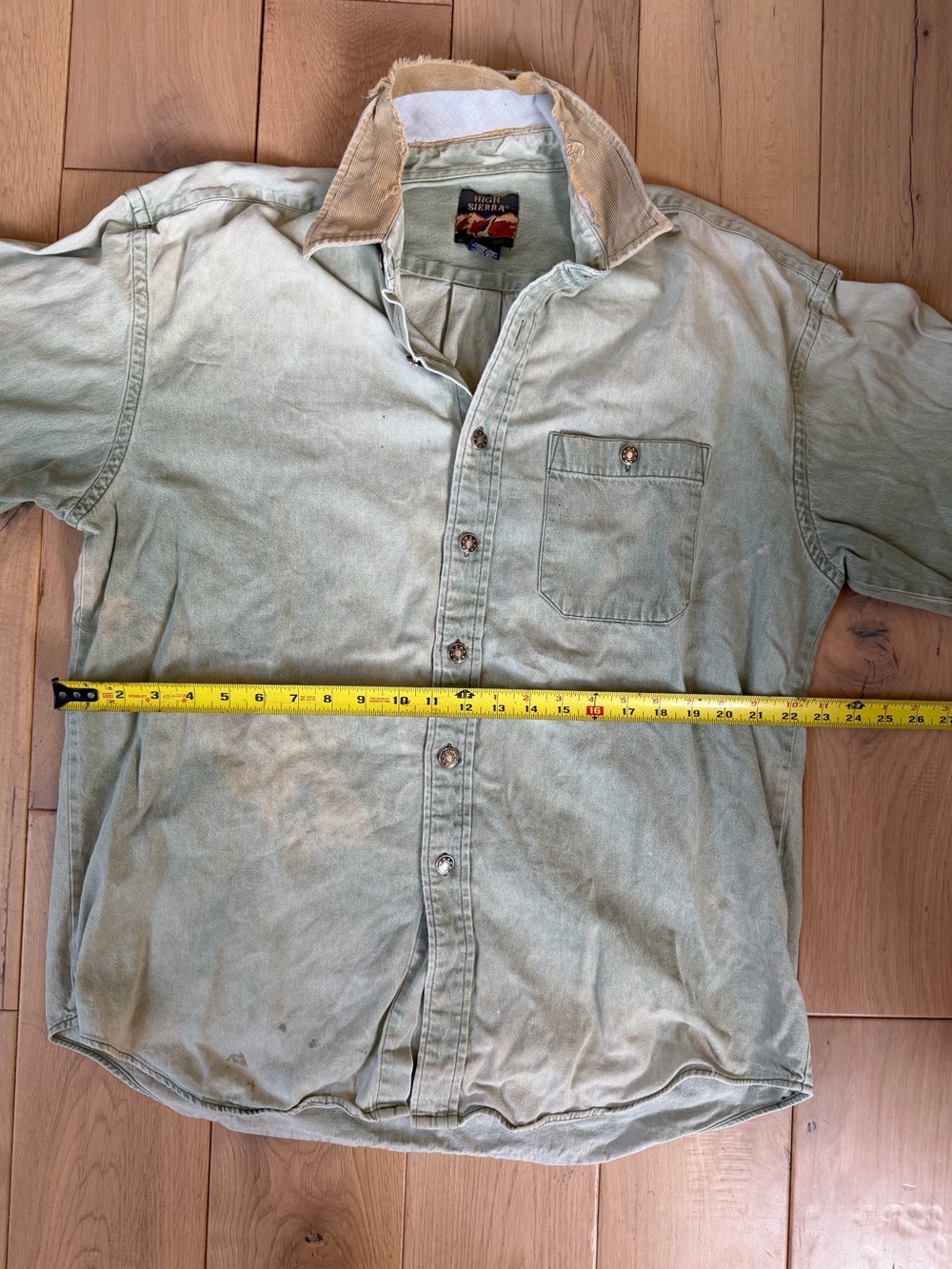 High Sierra Vintage Denim Button Down Shirt - Picture 6 of 7